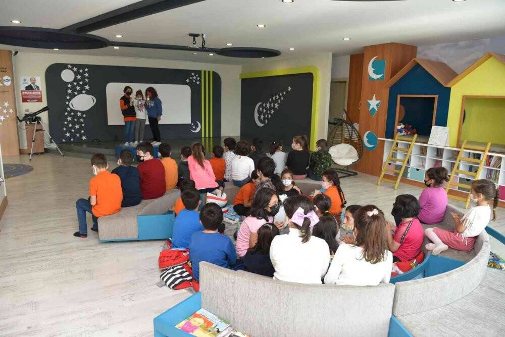 Türkiye’ye örnek Selçuklu Şehir Kütüphanesi açılış için gün sayıyor