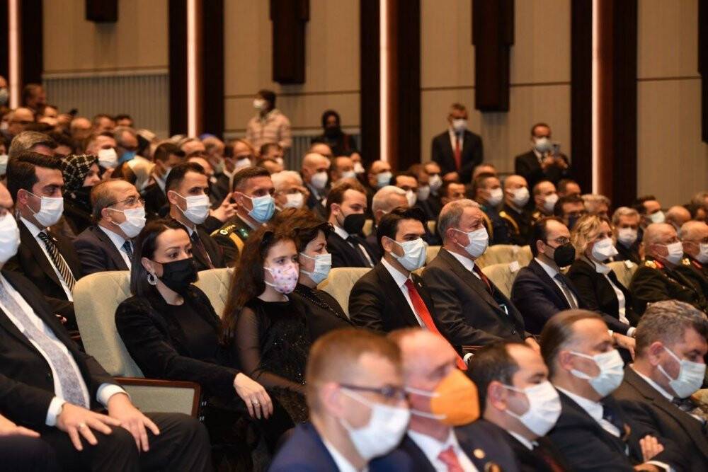 Bakan Akar: Yunanistan, kuzu postuna bürünerek mağdur imajı vermeye çalışmakta