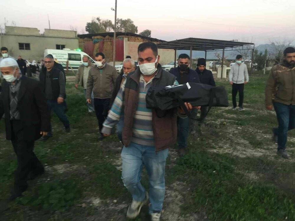 Defnedilirken yaşadığı ortaya çıkmıştı: Hayata tutunamayan bebek toprağa verildi