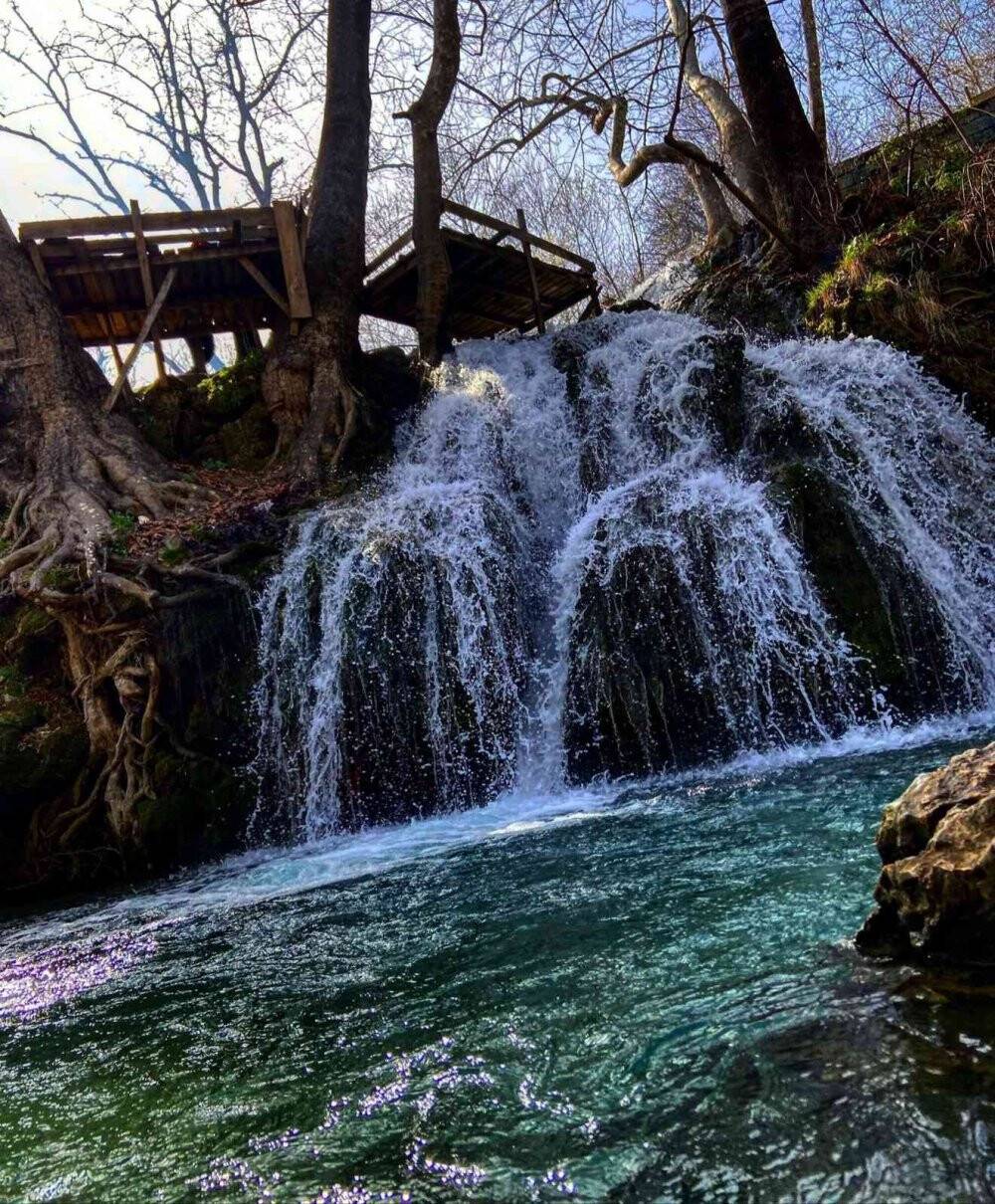 Döngel şelalesi görenleri kendine hayran bırakıyor