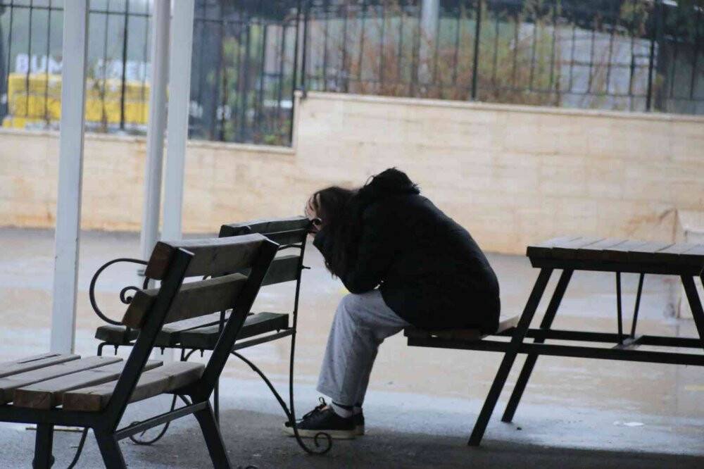 İki sevgilinin tartışması genç kızı hayattan kopardı