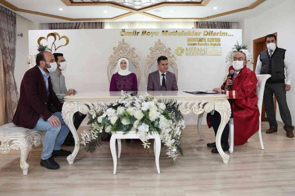 Meram’da 2021’de 3 bin 167 çift mutluluğa ‘evet’ dedi