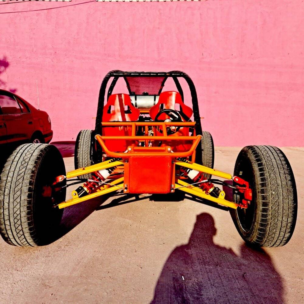 Satın almak istediği aracı kendi üretti