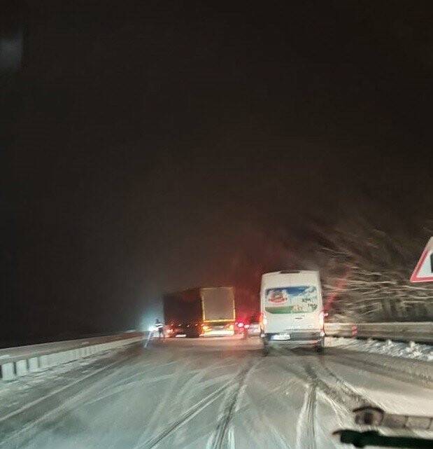 Kastamonu’da kar yağışı ve buzlanma ulaşımı aksatıyor
