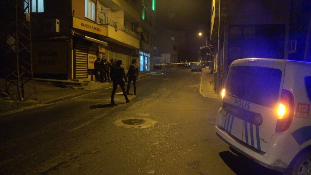 Kırklareli felaketi yaşıyor: Çatılar uçtu, dükkanların camları patladı, ağaçlar devrildi