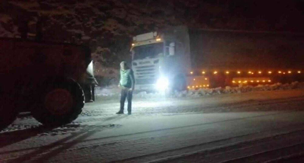 Konya’da kar yağışı hayatı etkili oluyor