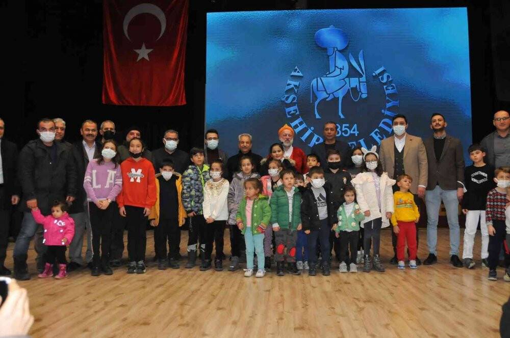 Akşehir’de Meddah Yusuf Duru’ya yoğun ilgi