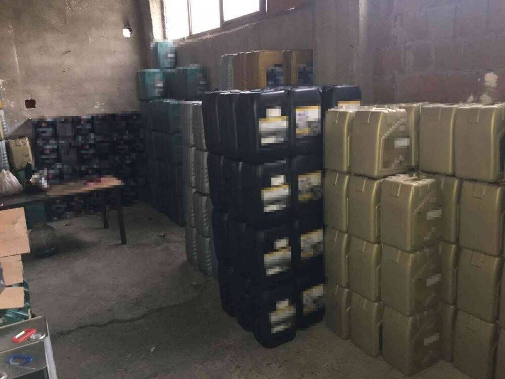 Atık yağ dolandırıcılarına baskın