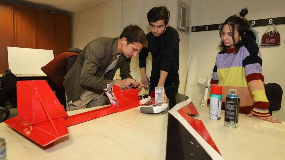 Başkan Altay: Yeni nesil kurslarla gençlerimizin ufkunu açıyoruz