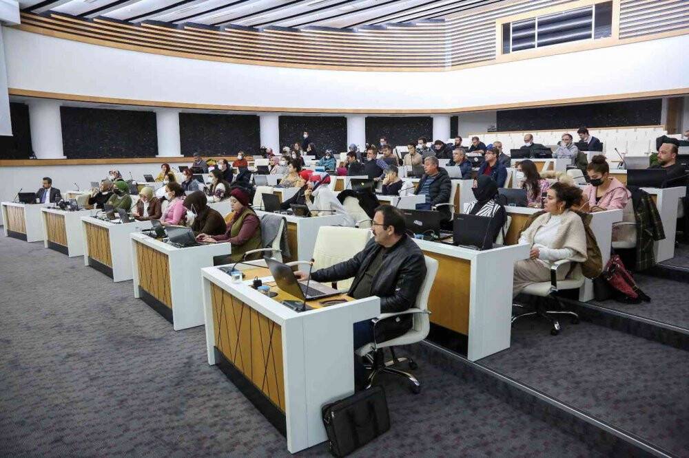 Meram’da eğitimcilere Erasmus proje yazma eğitimi verildi