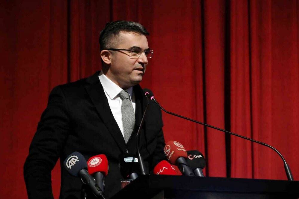 Diyanet İşleri Başkanı Prof. Dr. Ali Erbaş gençlerle buluştu