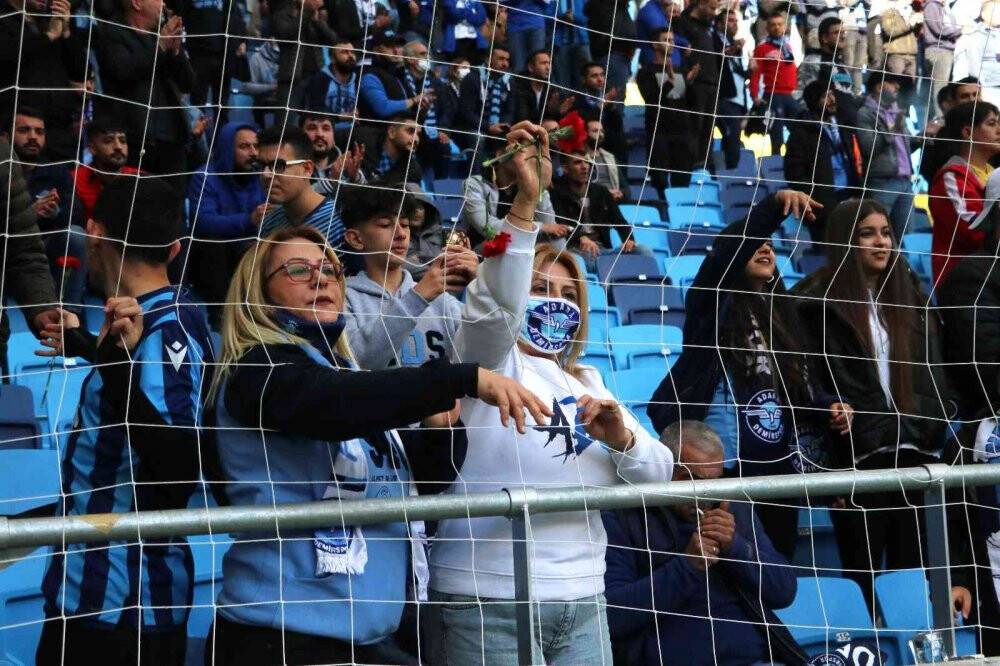 Adana Demirspor taraftarları Ahmet Çalık’ı unutmadı