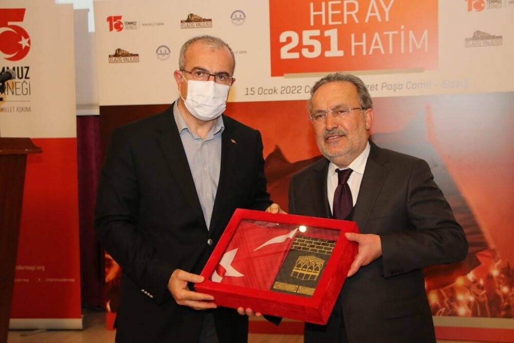 Elazığ’da 15 Temmuz Derneği üyeleri şehit aileleriyle bir araya geldi