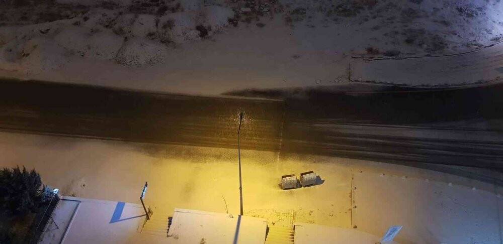 Malatya yağan karla beyaza büründü