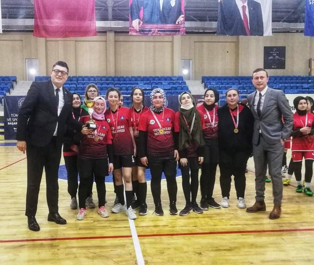 Yenipazarlı kızlar tarih yazdı