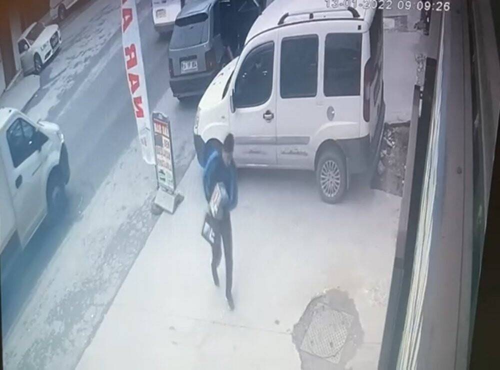 İstanbul’da 4 aylık hamile ve bebekli kadına kapkaç dehşeti