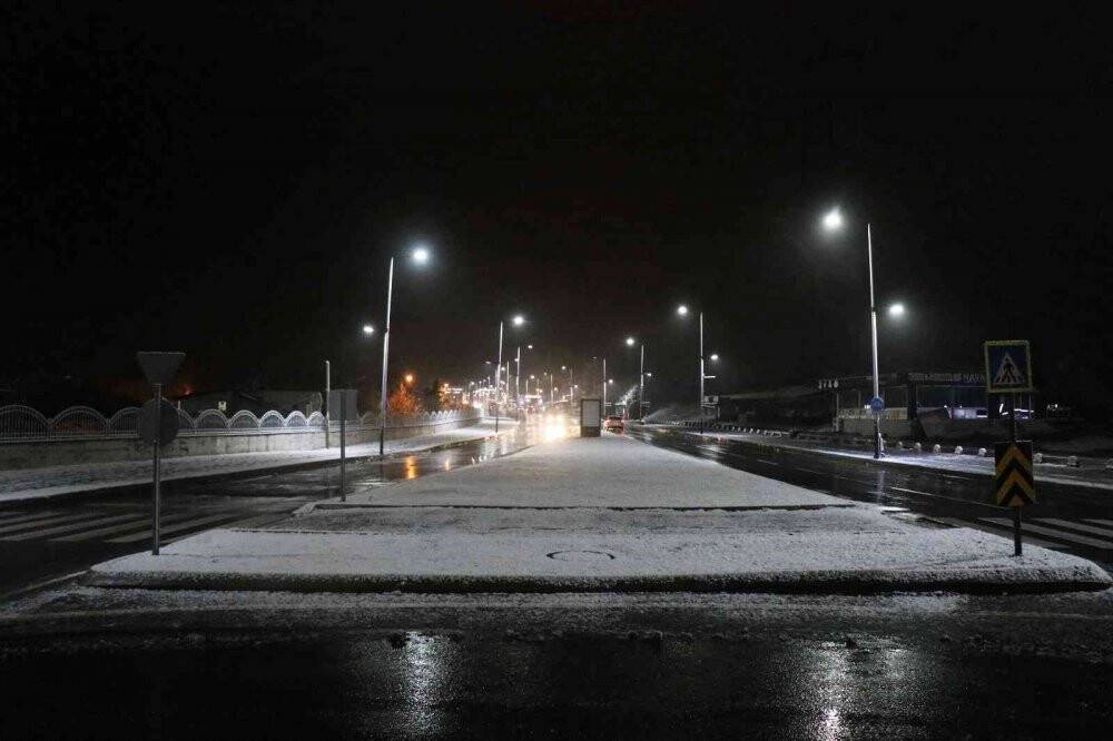 Kar yağışı Sakarya’yı beyaza bürüdü