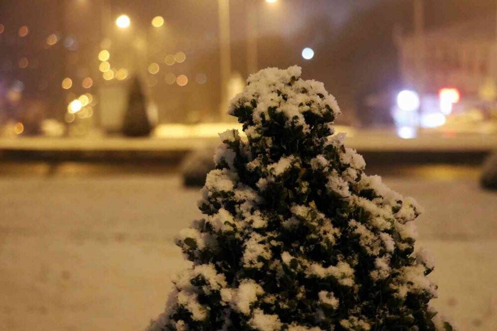 Kar yağışı Sakarya’yı beyaza bürüdü