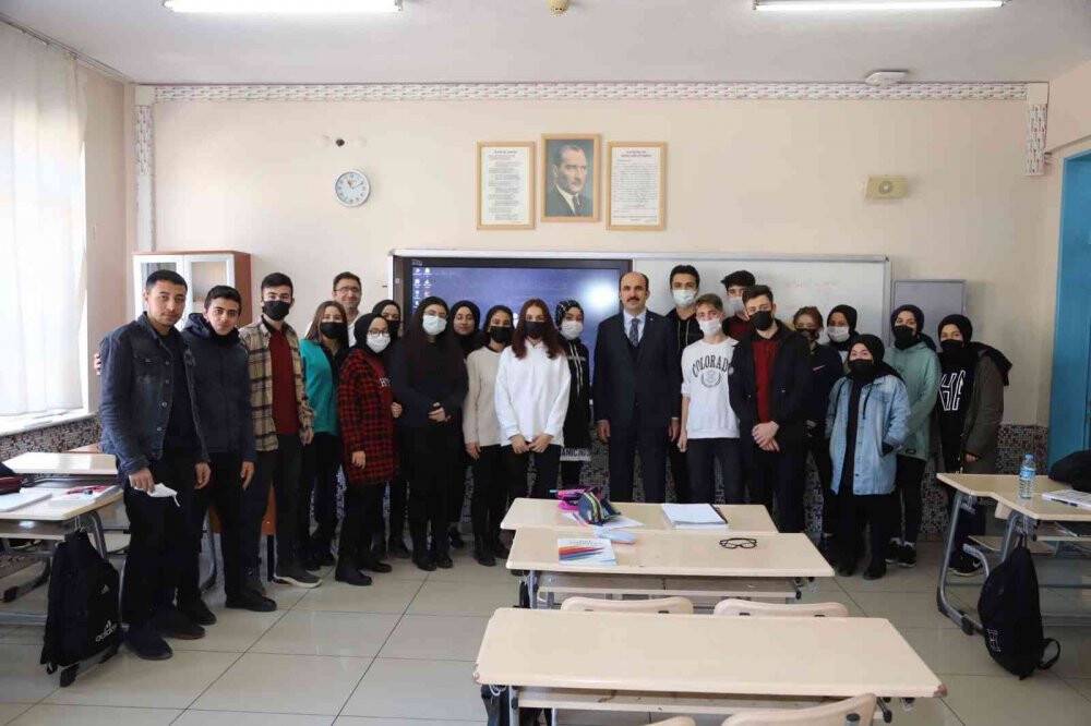 Başkan Altay: Öğrencilerimizin yerel yönetimlere katkısı çok önemli