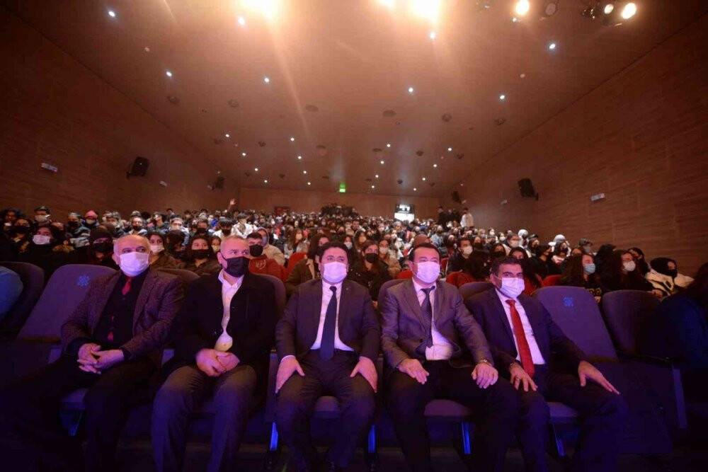 Başkan Avcı gençlerle sohbette buluştu