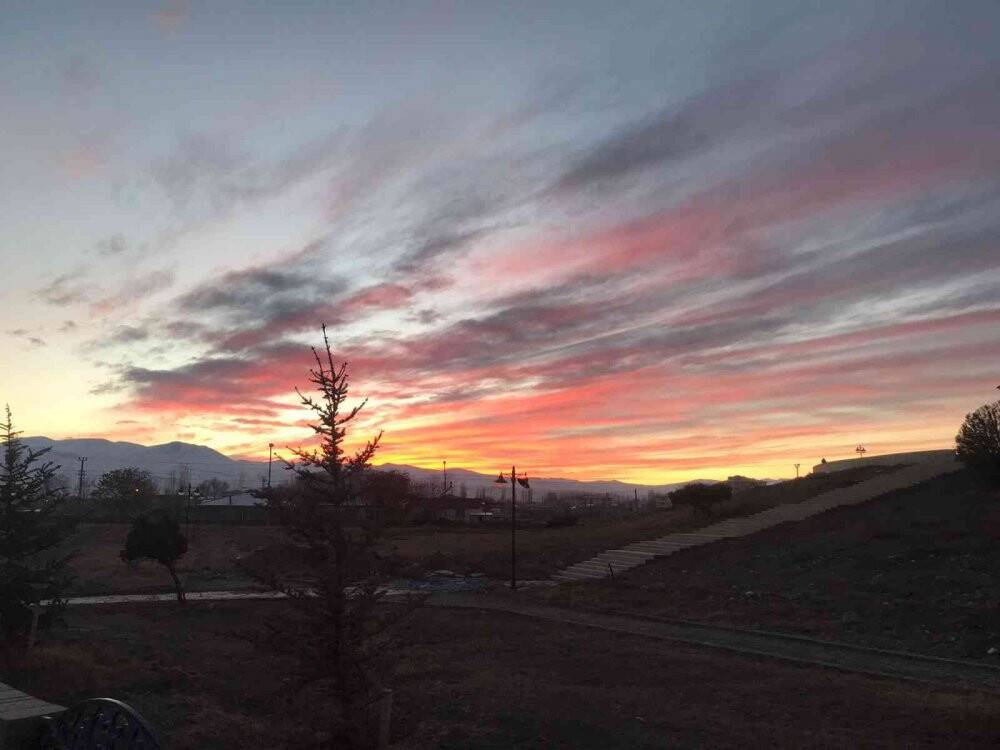 Iğdır’da güneşin batışı ile gelen görsel şölen