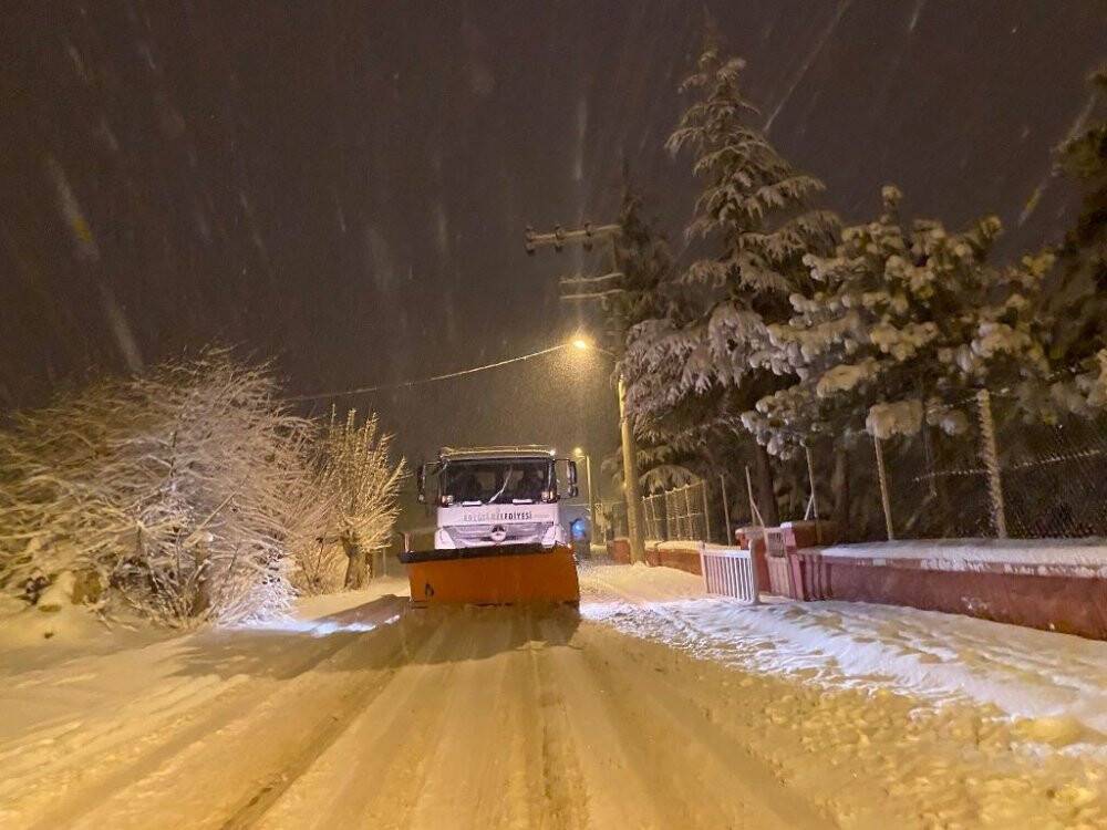 Ereğli Belediyesinden yoğun kar mesaisi