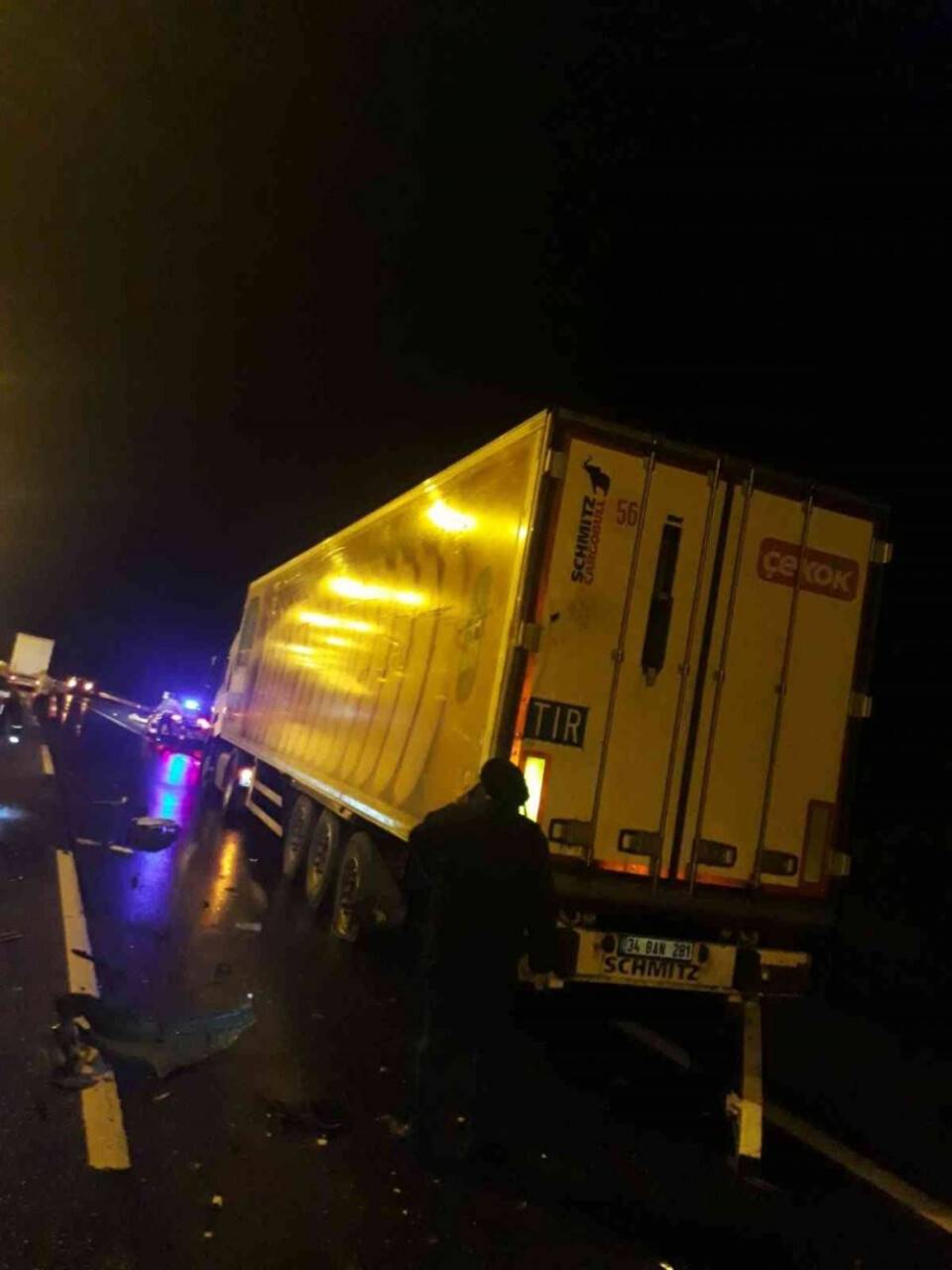 TEM Otoyolu’nda zincirleme kaza: 13 yaralı