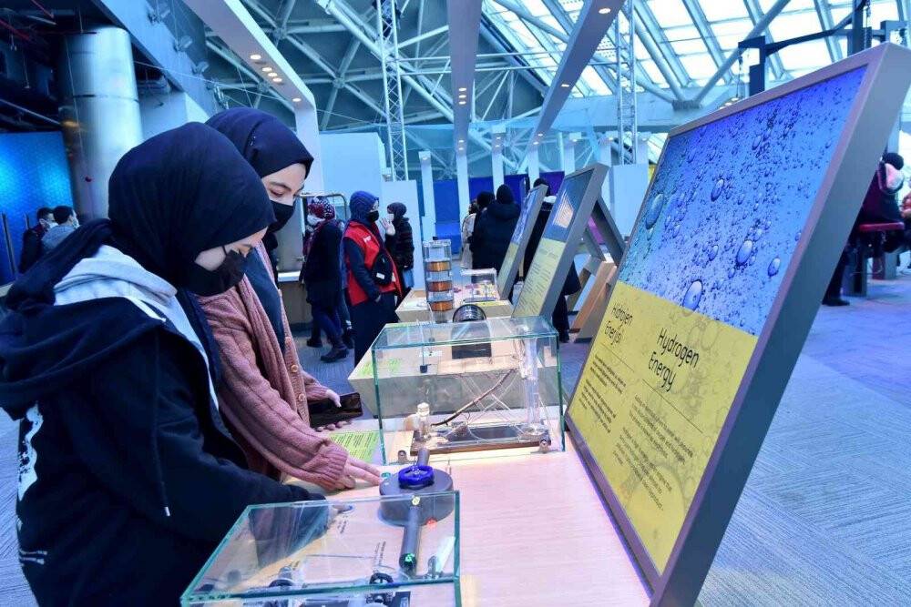 Karatay Belediyesinden başarılı öğrencilere gezi ödülü