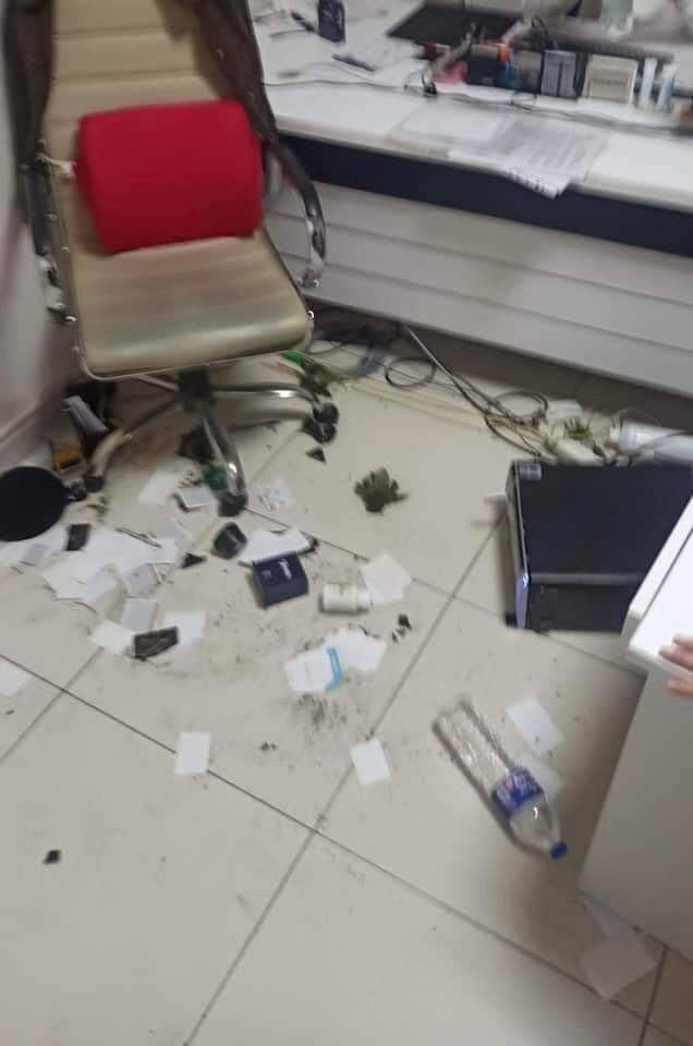 Yalova’da hasta ve yakının doktora saldırı anı kamerada