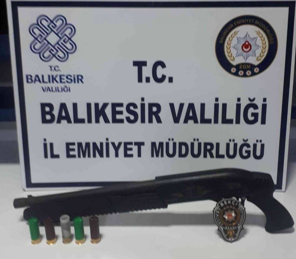 Balıkesir’de 3 yılda 2 bin 193 tabanca ele geçildi