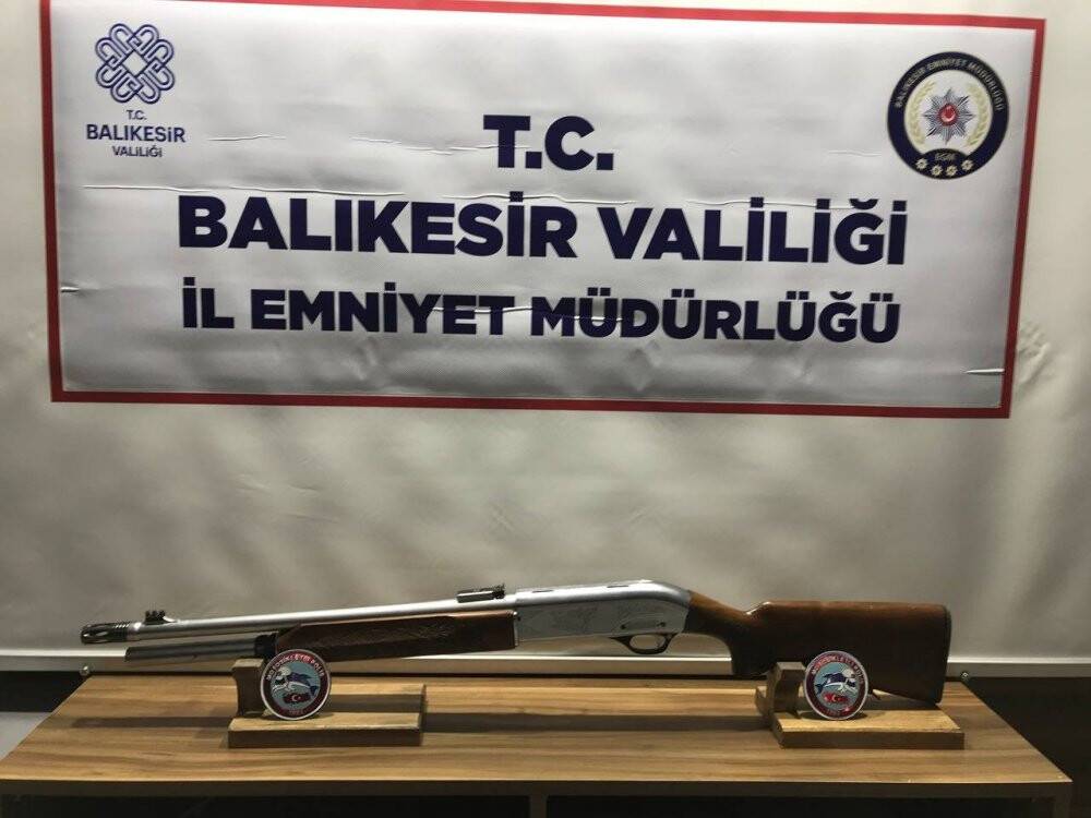 Balıkesir’de 3 yılda 2 bin 193 tabanca ele geçildi