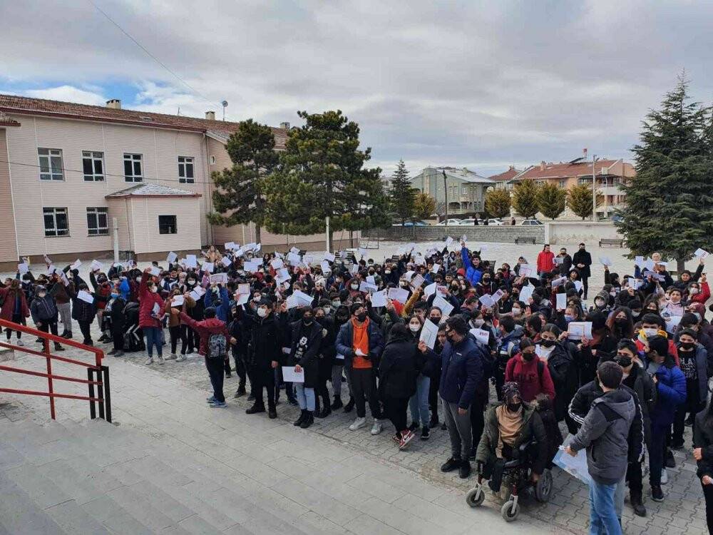 Kulu’da 7 bin 510 öğrenci karne aldı