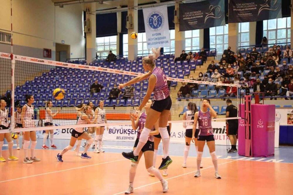 Aydın’ın Sultanları PTT’ye şans tanımadı