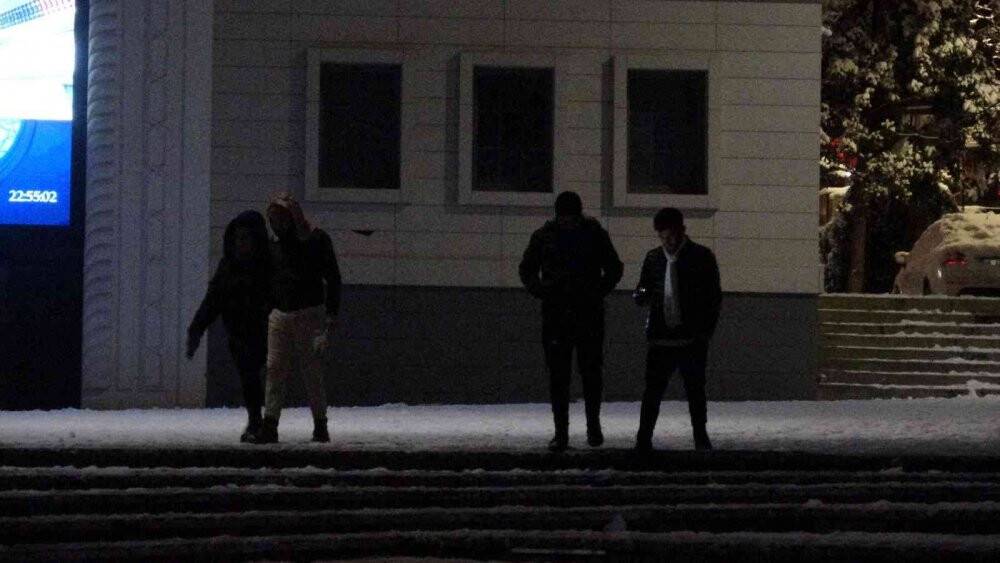 Bursa Valisi Canpolat: ’Birimlerimize intikal eden bir olumsuz durum bulunmamaktadır’