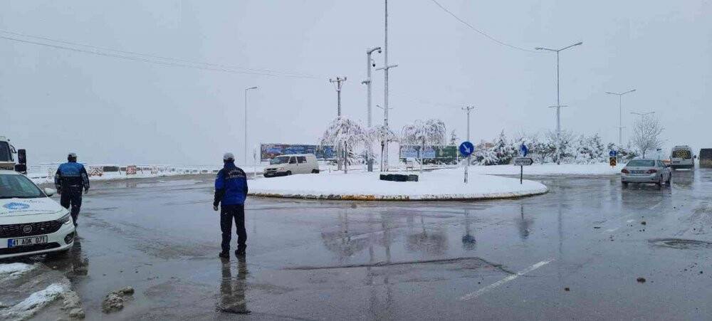 Büyükşehir tüm ekipleriyle teyakkuzda