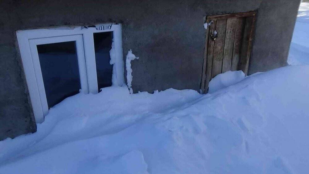 Muş’ta tipinin yaşandığı köyde hayat 2 gün durdu