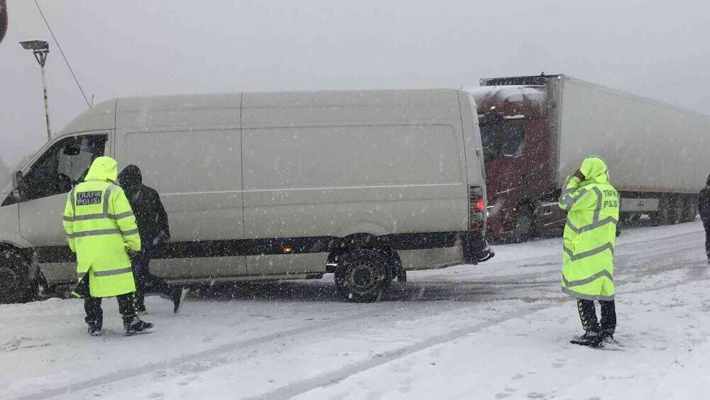 Seydişehir-Antalya kara yolu trafiğe kapatıldı