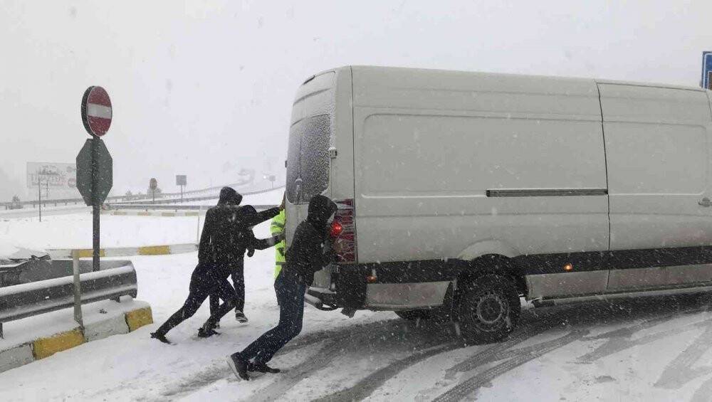 Seydişehir-Antalya kara yolu trafiğe kapatıldı