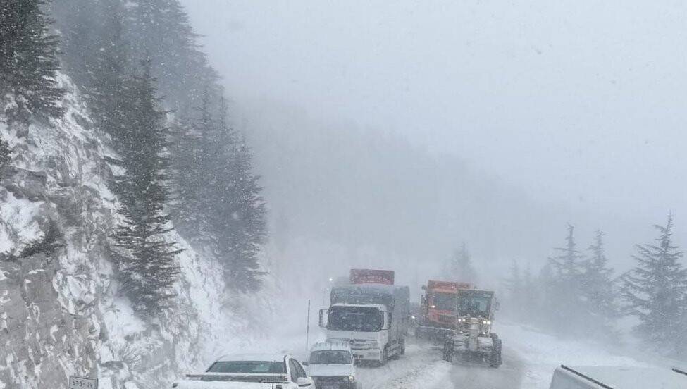 Seydişehir-Antalya kara yolu trafiğe kapatıldı