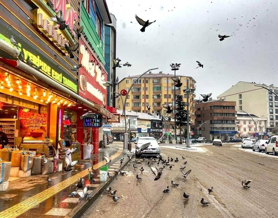 Sungurlu’da kar yağışı sonrası kartpostallık görüntüler