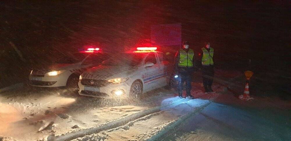 Aksaray-Konya Karayolunda görüş mesafesi 2 metreye kadar düştü