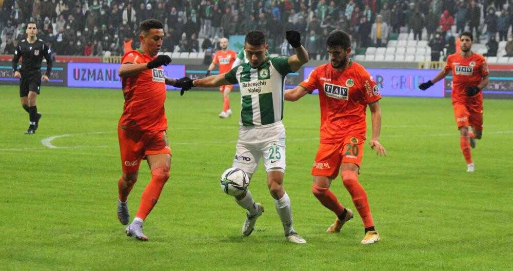 Alanyaspor deplasmanda galip