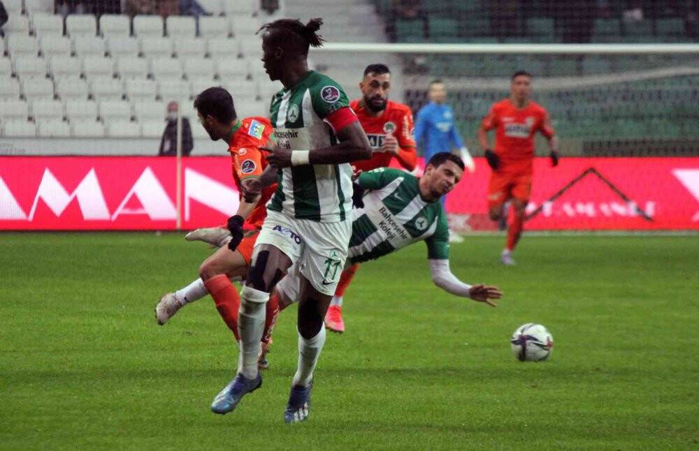 Alanyaspor deplasmanda galip