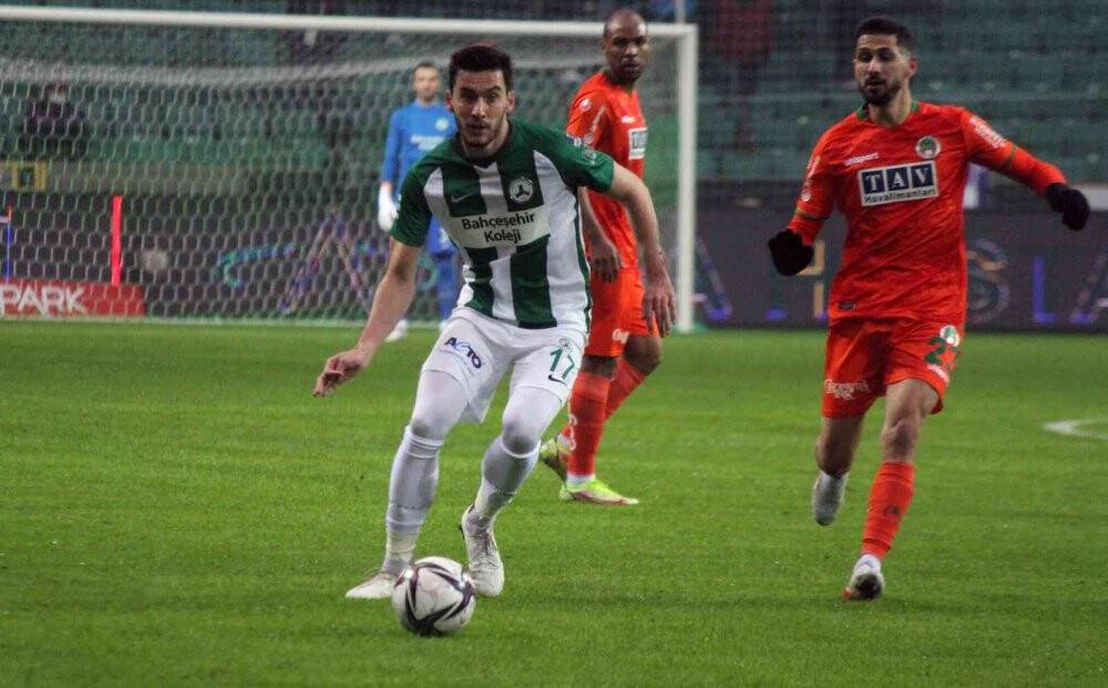 Alanyaspor deplasmanda galip