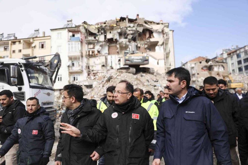 Bakan Kurum’dan videolu 'Elazığ depremi' mesajı
