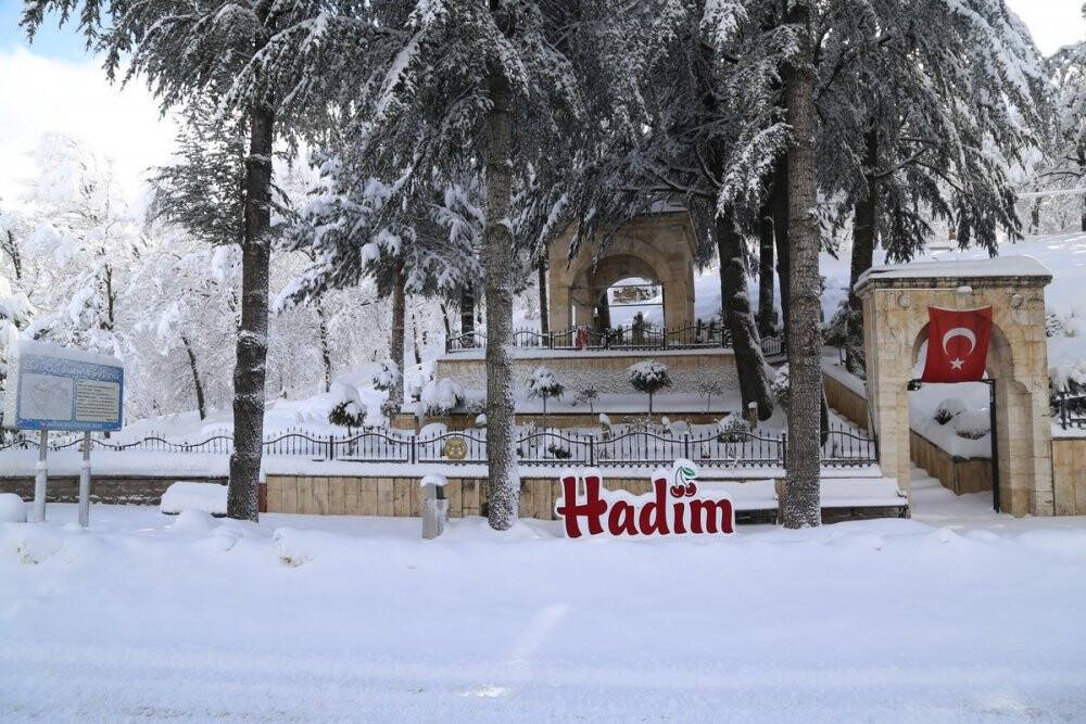 Konya’nın Hadim ilçesinde kar kalınlığı 1 metreyi geçti