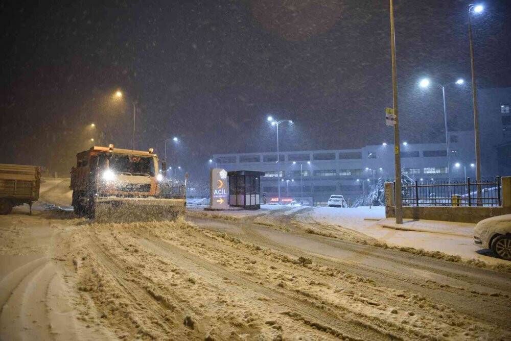 Selçuklu’da kar mesaisi