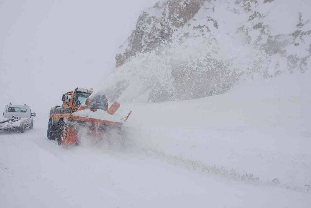 Antalya-Konya karayolu tüm araçlara kağatıldı