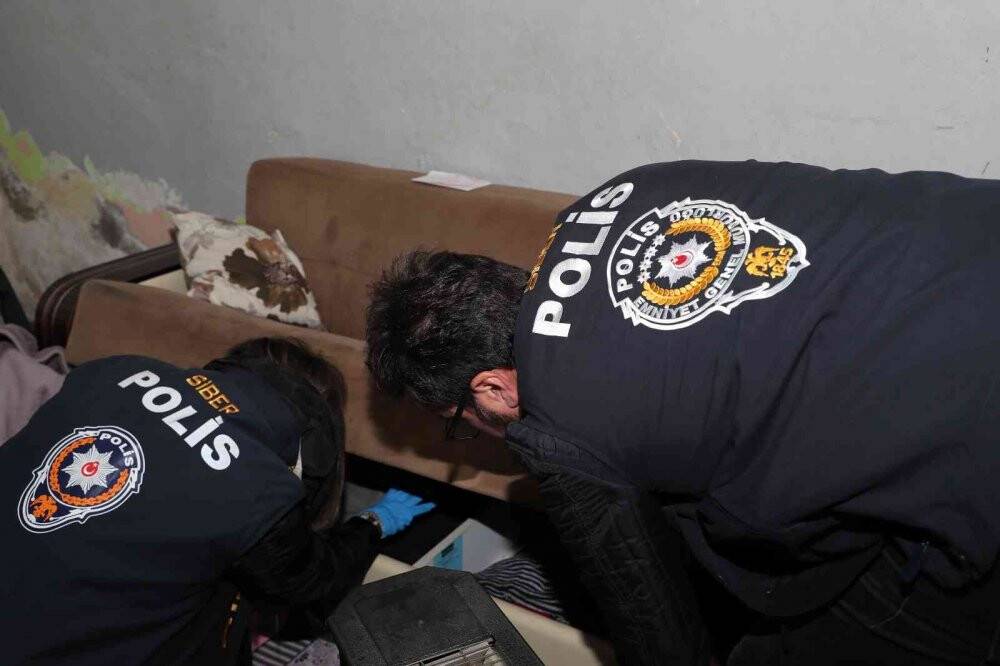 Dolandırıcılara şafak operasyonu: 10 gözaltı