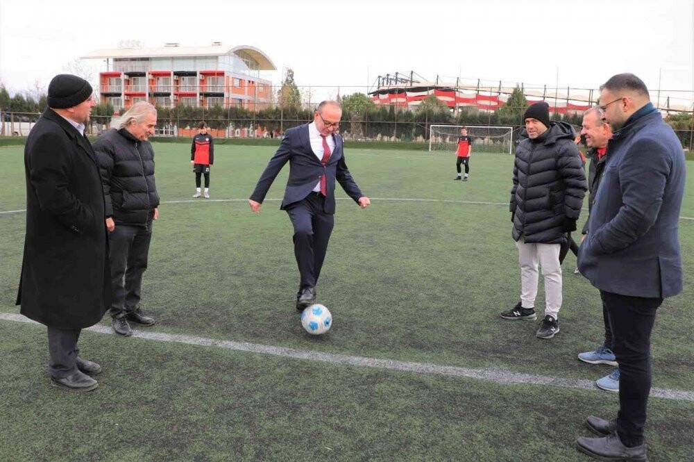 Turgutluspor’dan Ahmet Çalık anısına turnuva